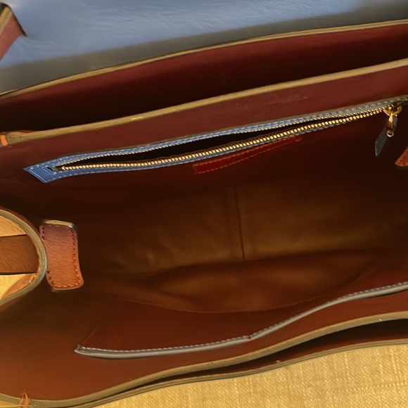 Valentino Garavani Handbag - Picture 4 of 6